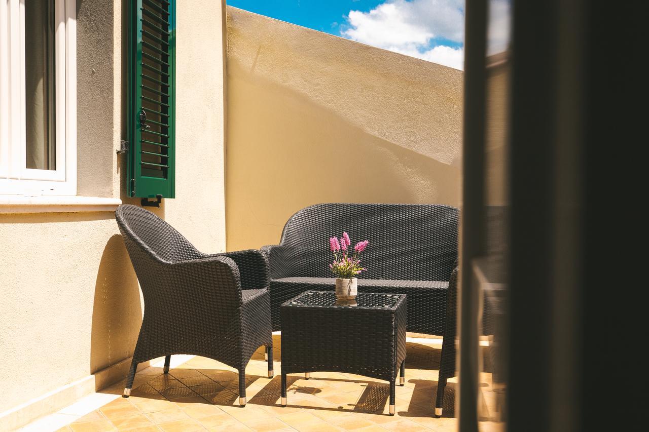 Aparthotel Le Residenze Del Centro Olbia Exterior foto